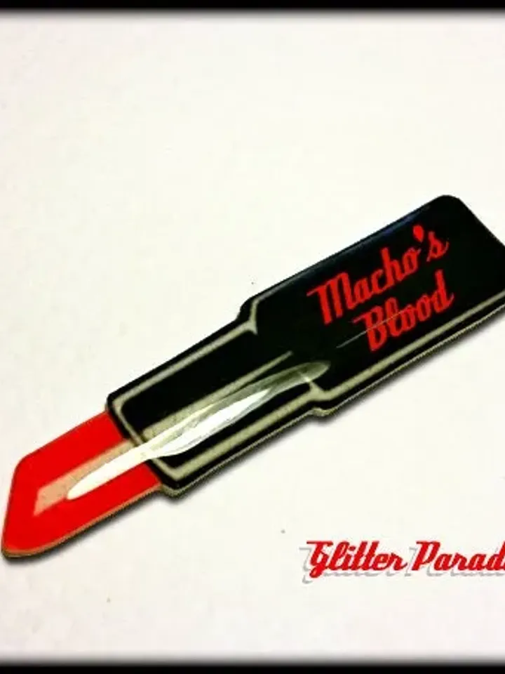 Macho's Blood - Pin - Red Lipstick - Feminism - Feminist - Girl Boss - We Can Do It - Empower - The Future is Female - Glitter Paradise®