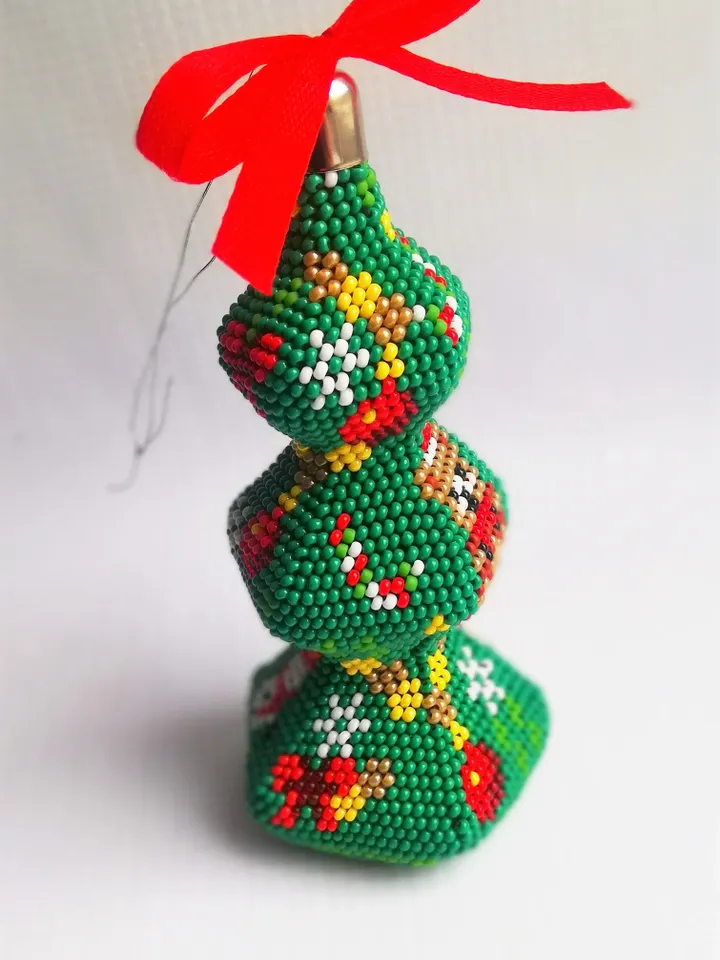 Beaded christmas tree ornaments, handmade beaded tree ornament, Christmas tree