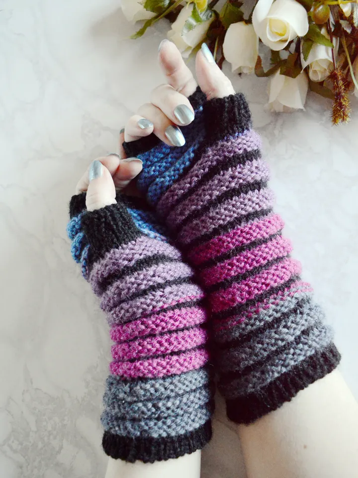Mittens knitted striped  Multicolored wool hand warmers