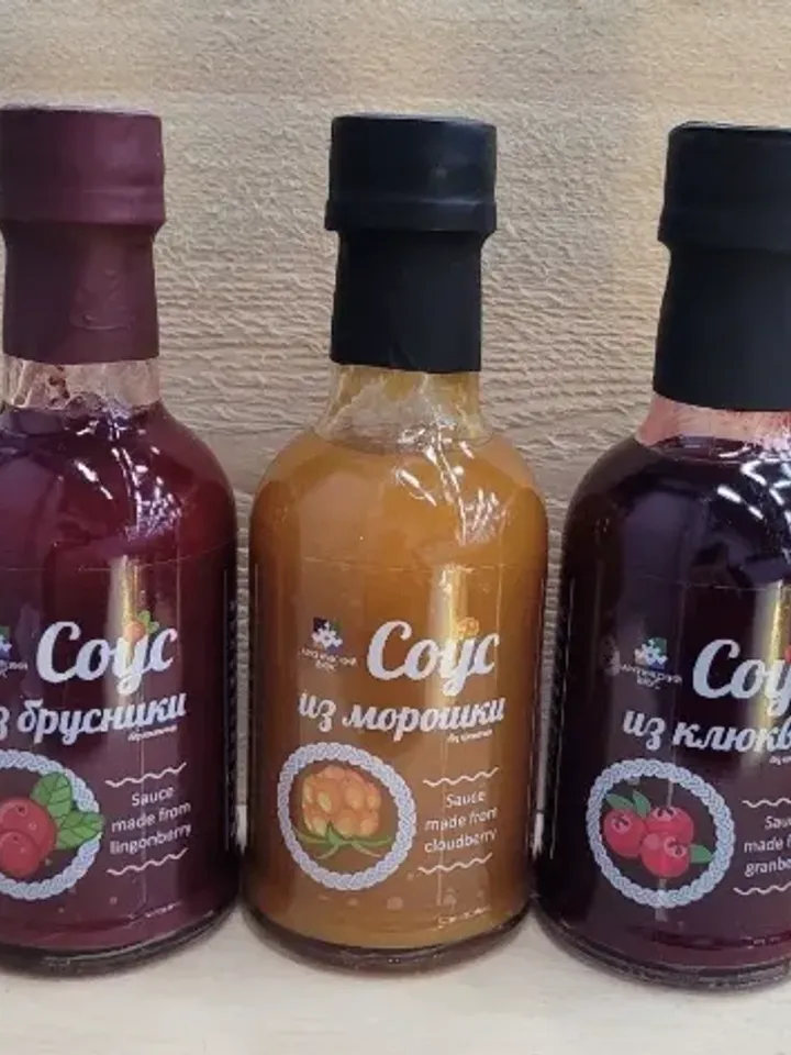 A set of sauces from the berries of the North (cloudberries, cranberries, lingonberries) 3 x 200 gr ( 7.05 oz)