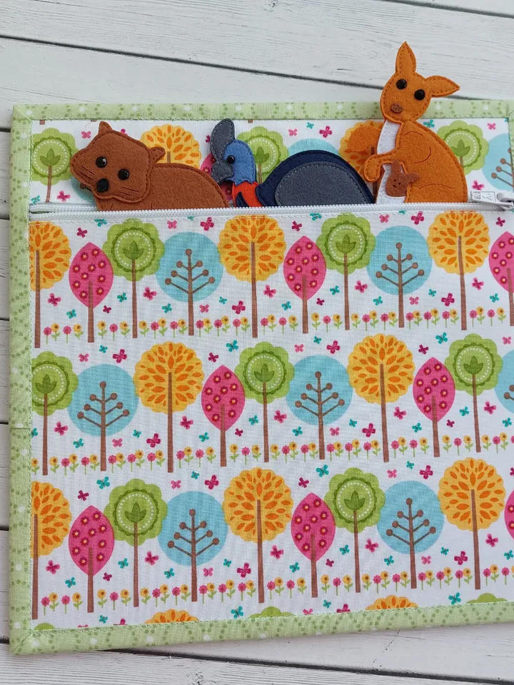 Felt set of 13 Australian animals, Felt board Story, Tactile Book, MONTESSORI TOY, Felt Board Play Mat