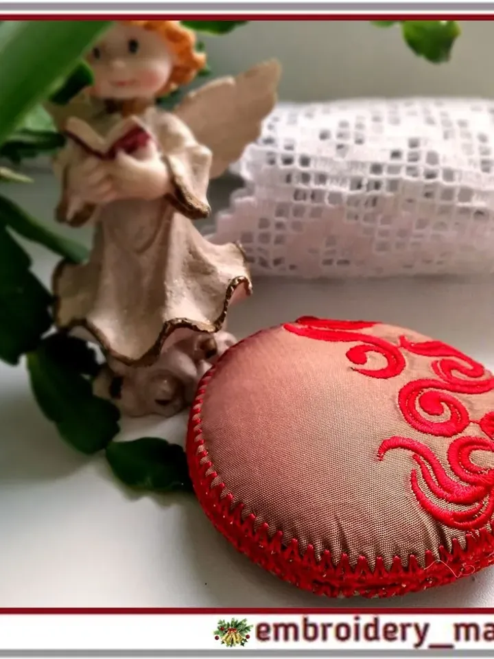In the hoop Christmas toy cookies machine embroidery design