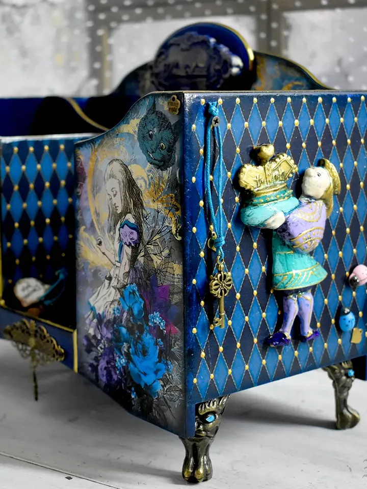Alice Stationery Stand for Storing Pens Pencils and Office Supplies