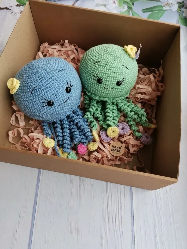 Crocheted jellyfish toys 2 pieces, handmade souvenir, holiday gift