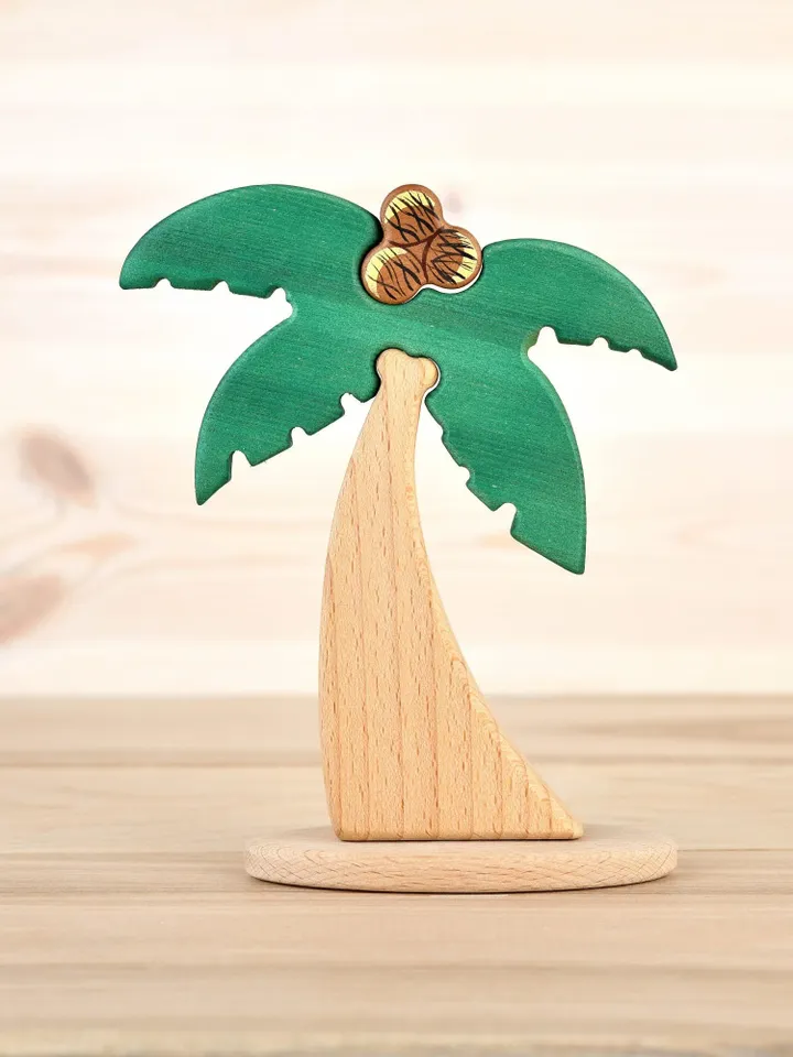 Palm tree with coconuts/wooden puzzle