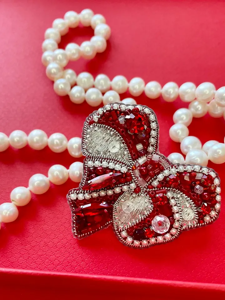 Red Bow In Silver Beaded Brooch, Handmade Embroidered Jewelry, Delicate Brooch, Pin Red, Bow Brooch, Embroidery Brooch