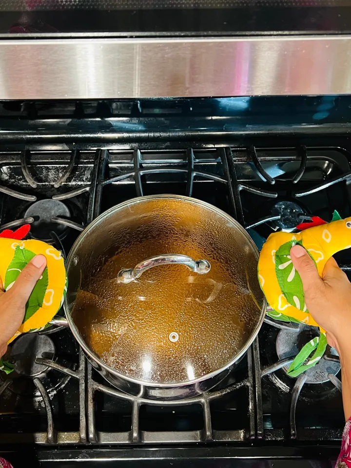 Oven Mitts Set | Chicken Themed Pot Holders Hot Pads | Christmas Gift for the Chef | Stocking Stuffer