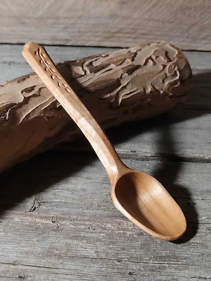 Ninth anniversary gift, Willow wood gift, Wedding anniversary willow, Handmade wooden teaspoon, Small measuring spoon
