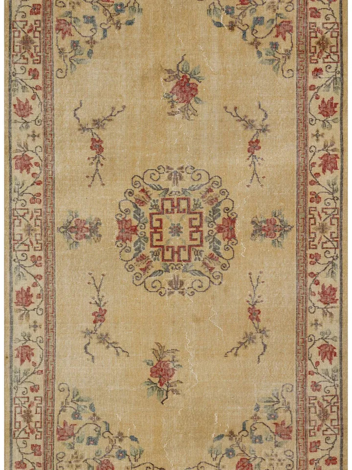 BohoKilim: Natural Turkish Rug for a Bohemian Home Decor, Oushak Style, 159x277cm.