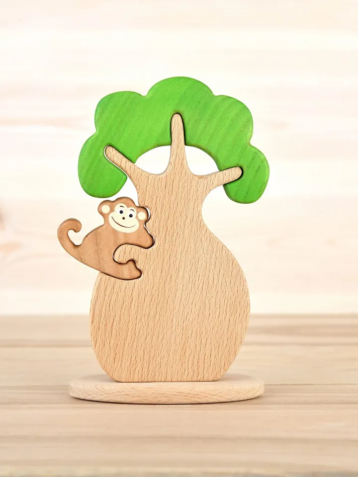 Tree with a monkey/wooden puzzle