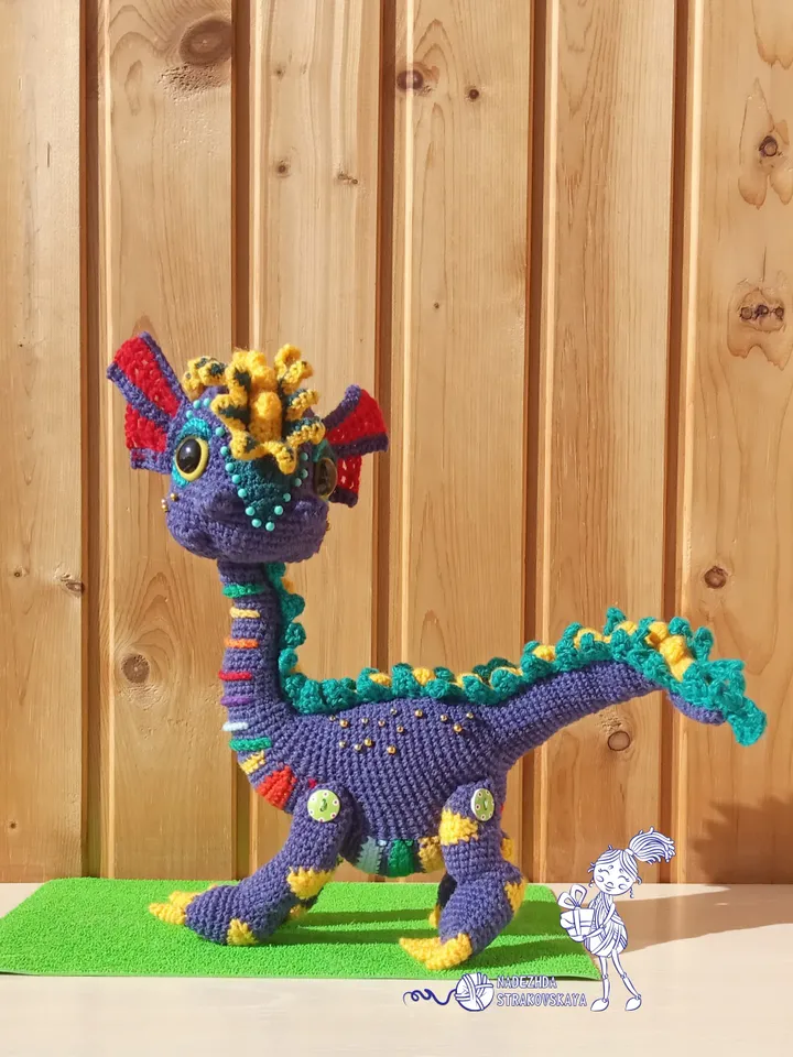 TUTORIAL: Rainbow Dragon crochet pattern