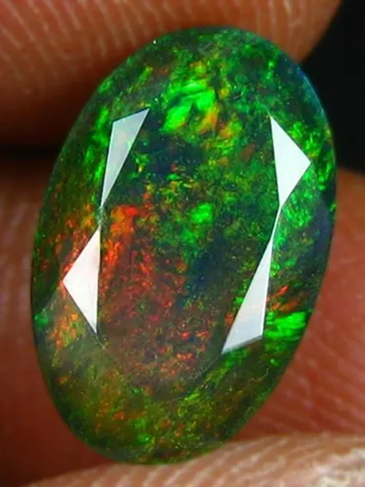 2.41 CT Exquisite Facetted 100% Natural Multi Layer Flash Welo Black Opal Gemstone