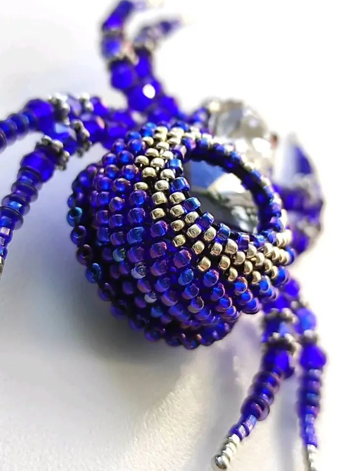 Beaded insect brooch, insect pin, spider brooch, spider, bug pin, spider brooch, bug brooch, insects, madam toto