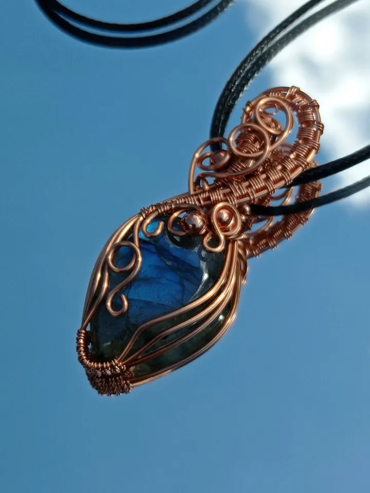 Wire wrapped wedding Handmade Jewelry, Labradorite Amulet Necklace