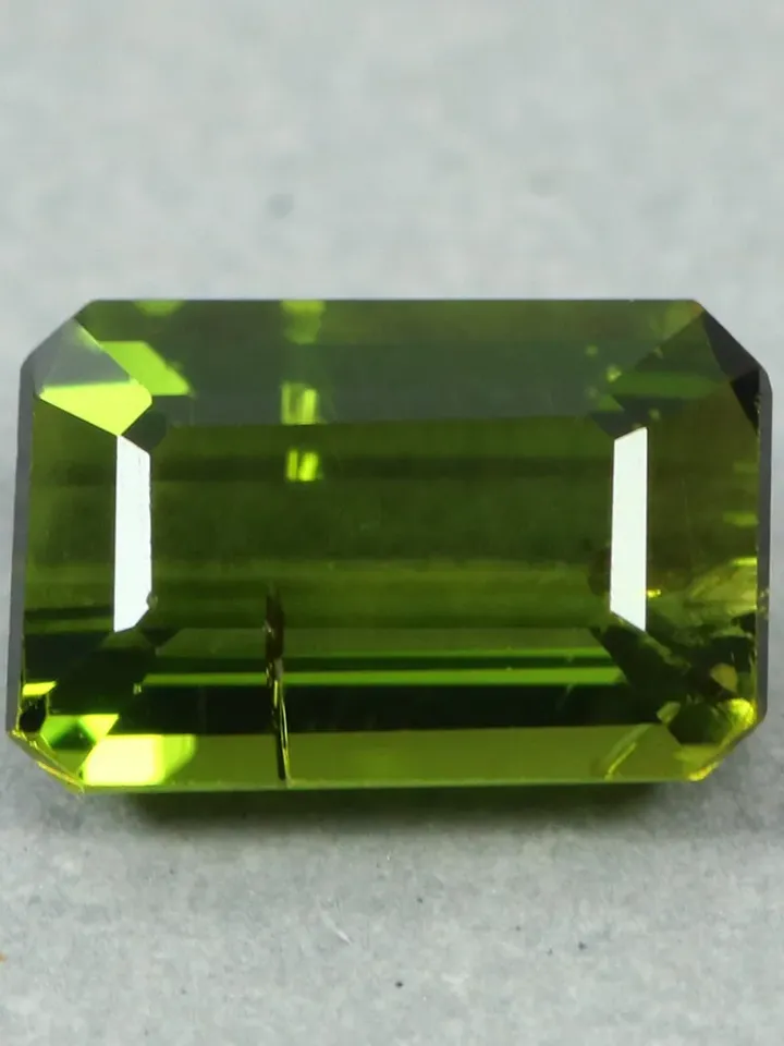 0.77 Ct Flawless ! Moss Green Unheated 100% Natural Tourmaline