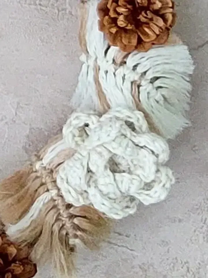 Merry Christmas wreath Hand-woven wall ornament
