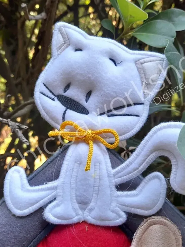 ITH Pet Friends - Ricamo a macchina con tutorial