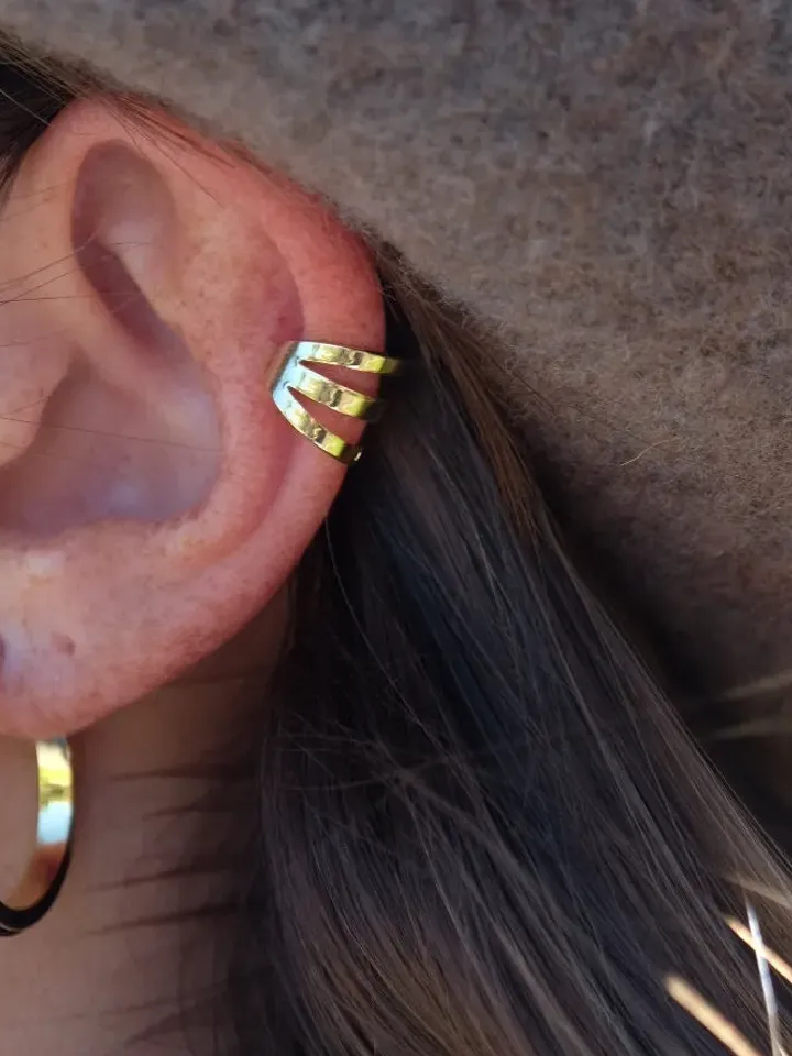 Minimalist Ear Cuff Earrings No Piercing, Gold Ear Wrap, Cartilage Ear Cuff, Huggie Hoop Earrings, Silver Black Ear Wrap Adjustable