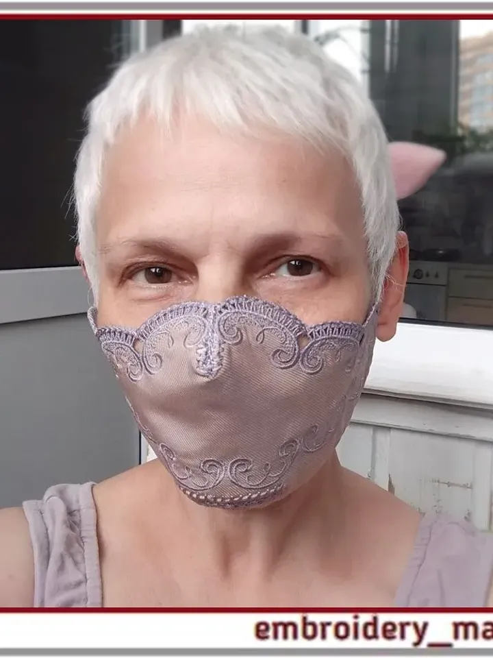 In the hoop design Face mask with FSL lace elements 1 hoop