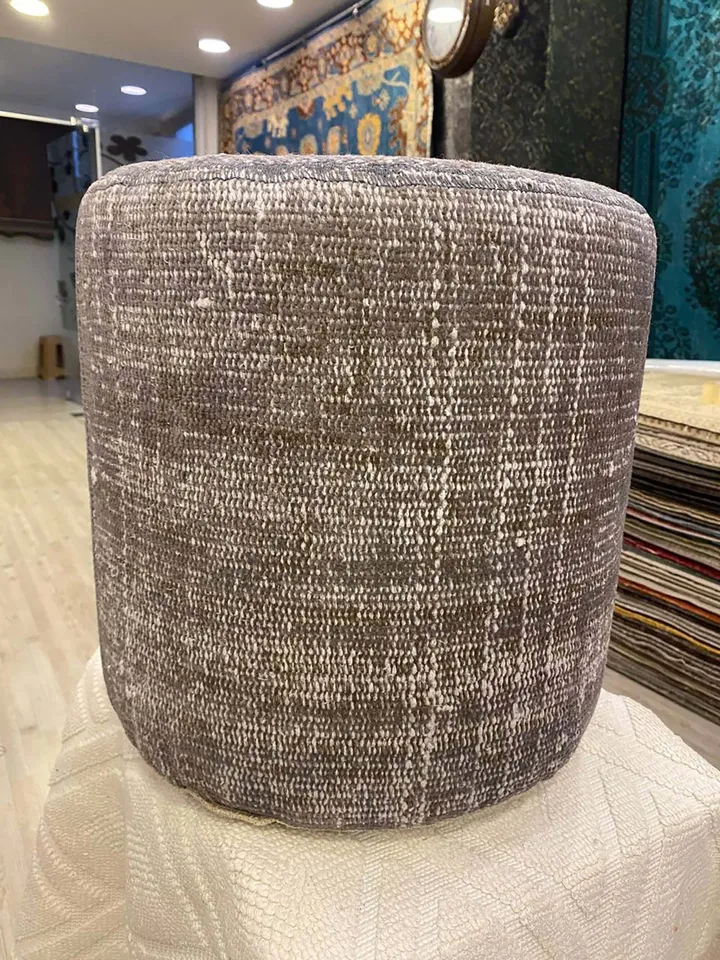 BohoCozy: Handmade Patchwork Ottoman Pouf, Bohemian Kilim Rug, 35x40x35cm for a Cozy Home Decor .