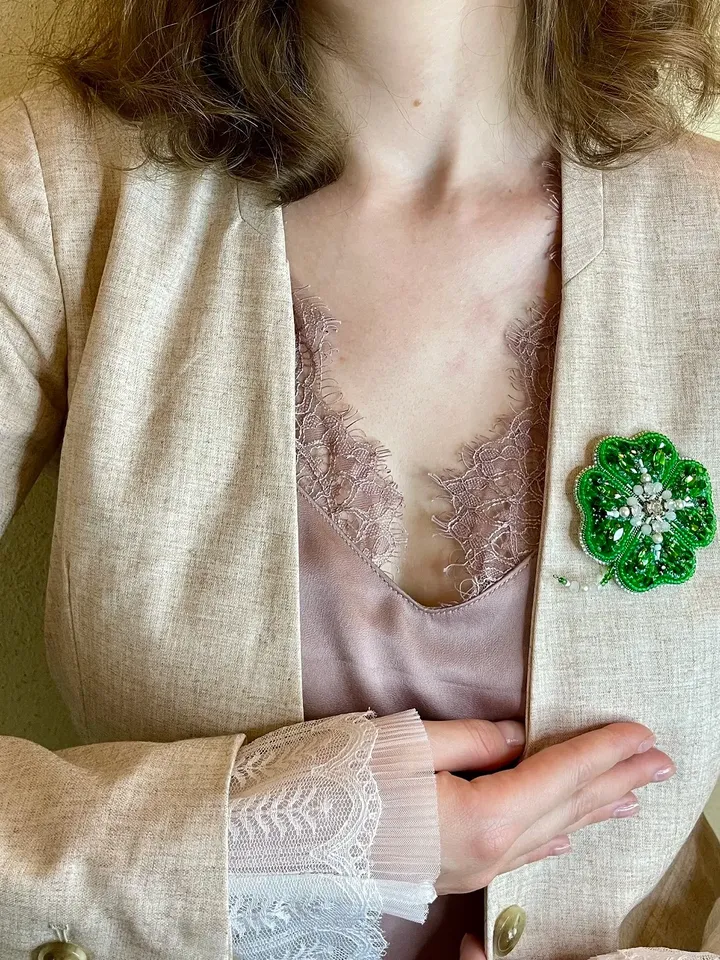 Clover Brooch, Beaded Jewelry, Handmade Embroidered Accessory, Light Green Shamrock Pin, Leaf Brooch, Handmade Brooch