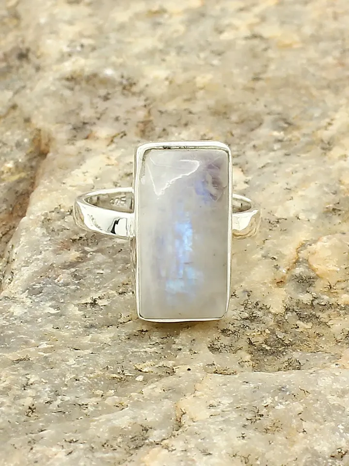 Natural Rainbow Moonstone Ring, 925 Sterling Silver Ring, Statement Ring, Long Rectangle Ring, Birthstone Ring, Midi Ring, Moonstone Jewelry