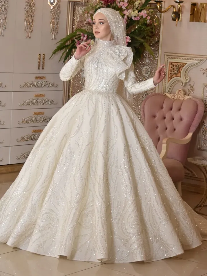 Güllü White Embroidered Shoulder Details Princess  Wedding Gown, Bridal, Muslim Wedding, Hijab , White Wedding Dress, Islamic Wedding