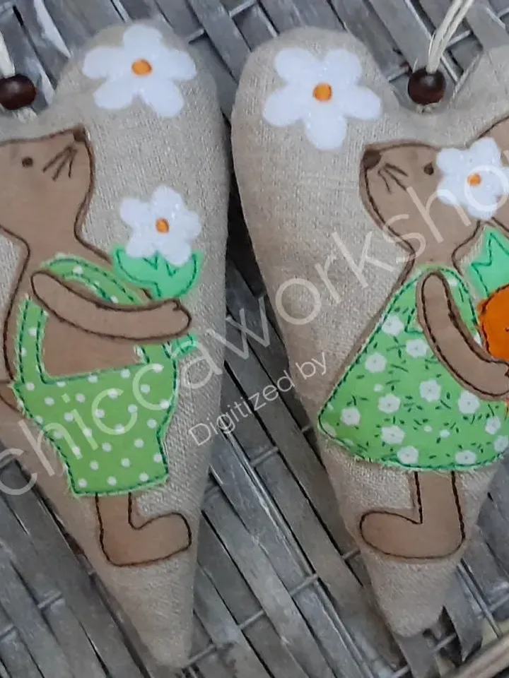 ITH 2 Cuore con coniglietti in Applique - Ricamo a macchina