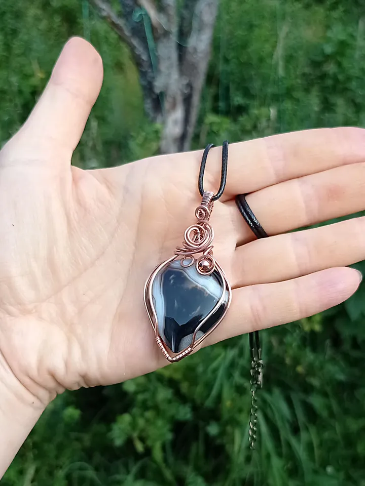Black Agate Wire Pendant, Crazy Wire-braided Agate, Agate Necklace