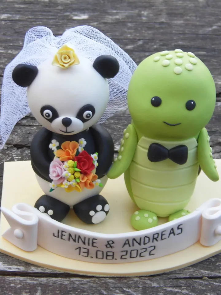 Animal Wedding Cake Topper Custom Figurine, Unique Wedding Gift For Couple, Wedding Centerpiece Figurine, Funny Custom Animal Cake Figurine