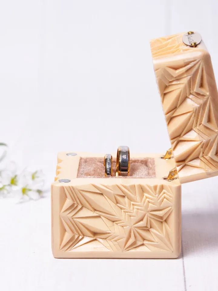 Wood Engagement Ring Box Bearer, Custom Wedding Ring Box, Ring Box Holder, Proposal Ring Box, Wedding Ring Box