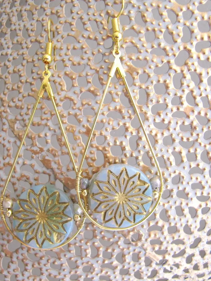 Handmade boho earrings, long earrings, hippie style earrings, summer earrings, bohemial cristal beads jewelry, blue jewelry