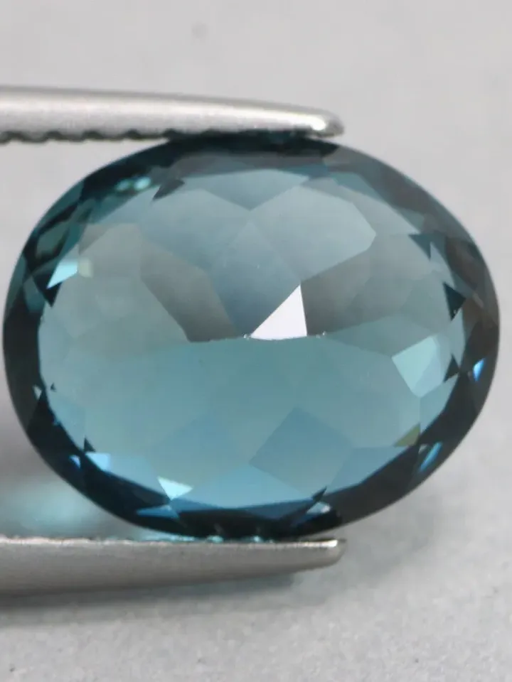 4.96 Unique Collection VIP Quality 100% Natural London Blue Topaz from Brazil