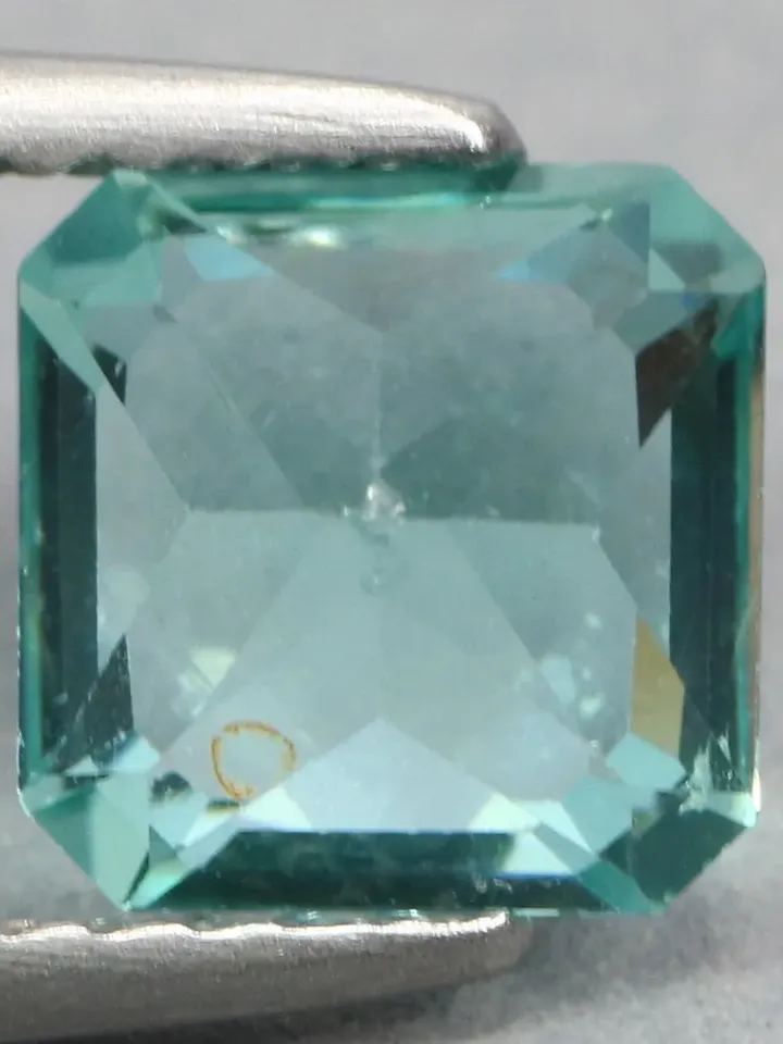 1.44 CT Superb Nice Cut ! 100 % Natural Untreated Paraiba Blue Apatite