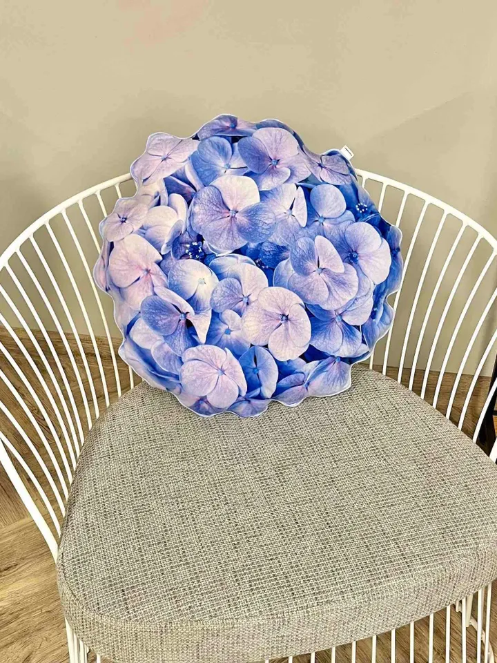 Hydrangea pillow / Hydrangea light purple blue / farmhouse decor / flower pillow / flower gift pillow / wedding decoration