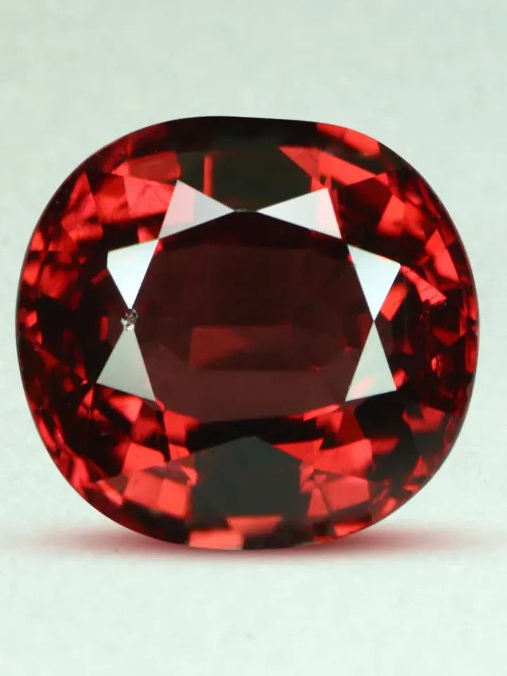 1.68 ct Magenta Reddish Pink color Unheated 100% Natural Rhodolite Garnet