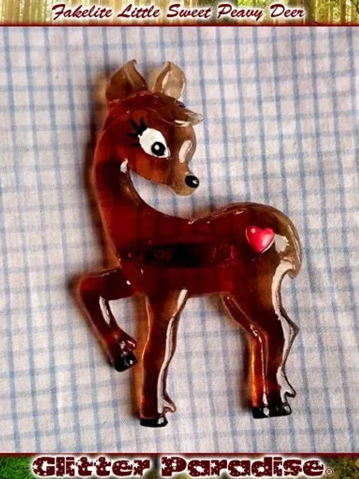 Little Sweet Peavy Deer - Brooch - Fakelite - Retro Deer - Little Deer - 50's Fawn Deer - Bambi Jewelry - Novelty Brooch - Glitter Paradise®
