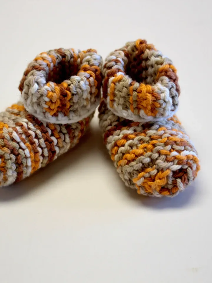 Orange and White Baby Shoes, Baby Sock, Baby Booties, Great Stocking Stuffers for Baby's First Christmas, Baby Shower Gift Ideas, Crochet