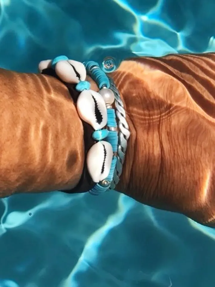 Turquoise Bracelet, Boho Beach Bracelet, Leather Cuff with Cowrie Shell, Women Leather Bracelet, Turquoise Jewelry Bohemian Beach Jewelry
