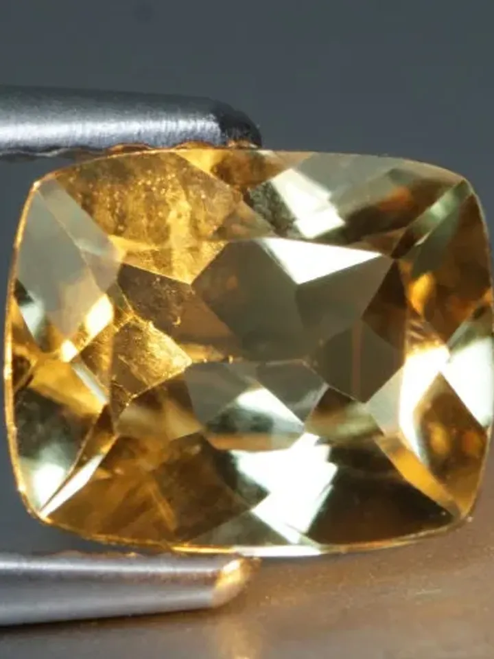 1.08 CT Pleasant Unheated 100% Natural Color Change Diaspore from Turkey