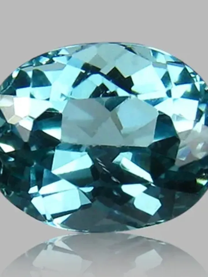 2.37 Ct Wonderful Fire Sparkling 100 % Natural Blue Green Apatite