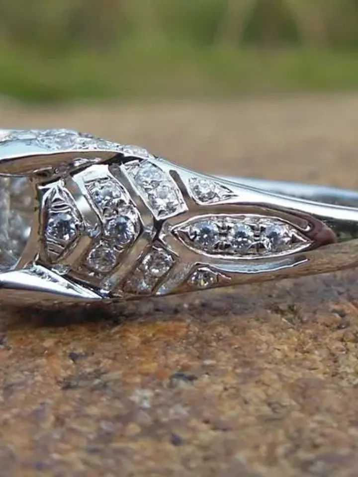 Solid 14K White Gold Round 6MM Fashion Semi Mount Ring / Diamond Ring / Engagement Ring