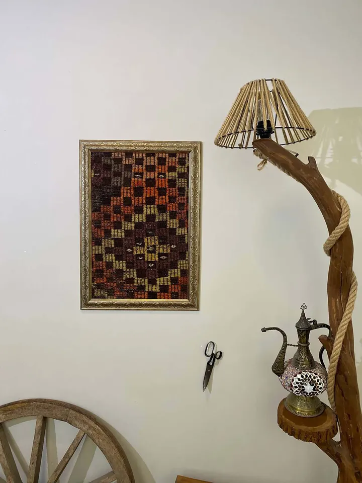 Hand-Woven Vintage Kilim Wall Hangings - Unique Home Decor - 50x70 cm - Boho Chic Woolen Art