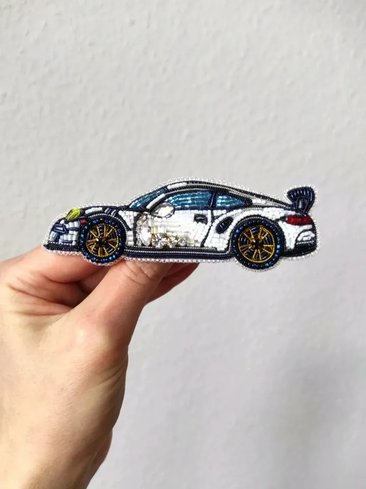 Beaded car brooch, brooch pin, car brooch, Porsche brooch, Porsche pin, gift for him, car, madam toto, Porsche