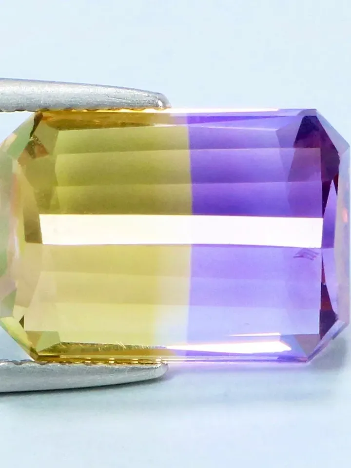 7.82 CT Sensational Rarest Bi Color Unheated 100% Natural Ametrine From Bolivia