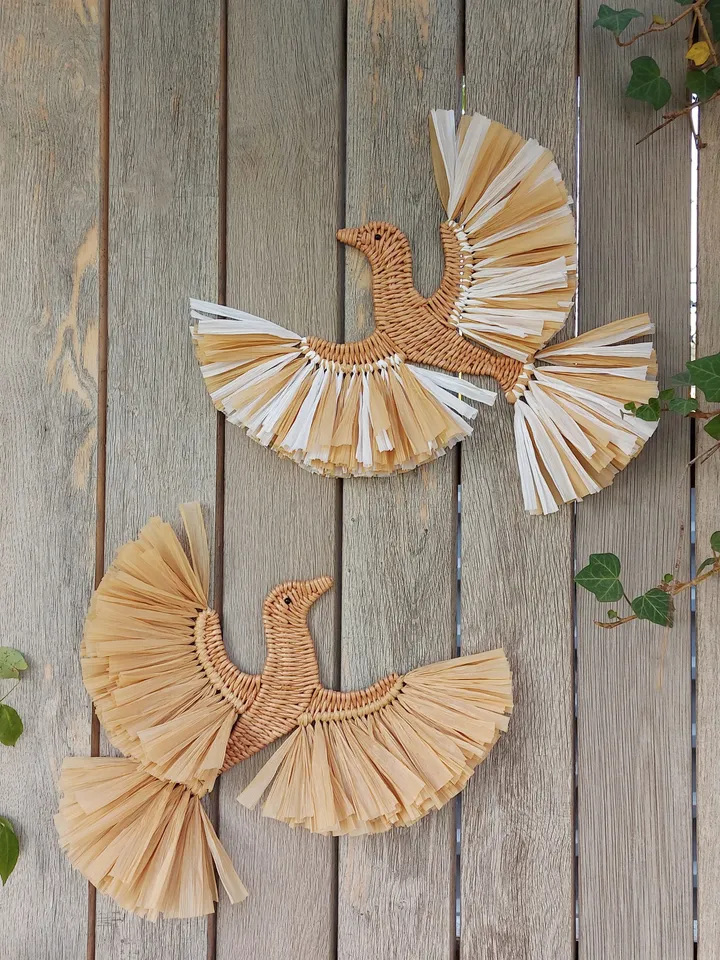 Two birds for wall decor. Wicker birds handmade wiht raffia. Gift for her.