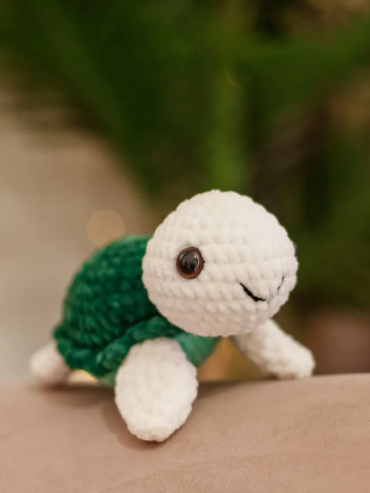 Crochet set patterns: crochet whale, crochet capybara, crochet bee, crochet platypus, crochet turtle