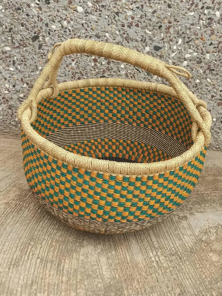 Straw basket | Flower girl basket | African basket | Desk organizer | Straw handbag | Shopping basket | Fruit basket | beach bag