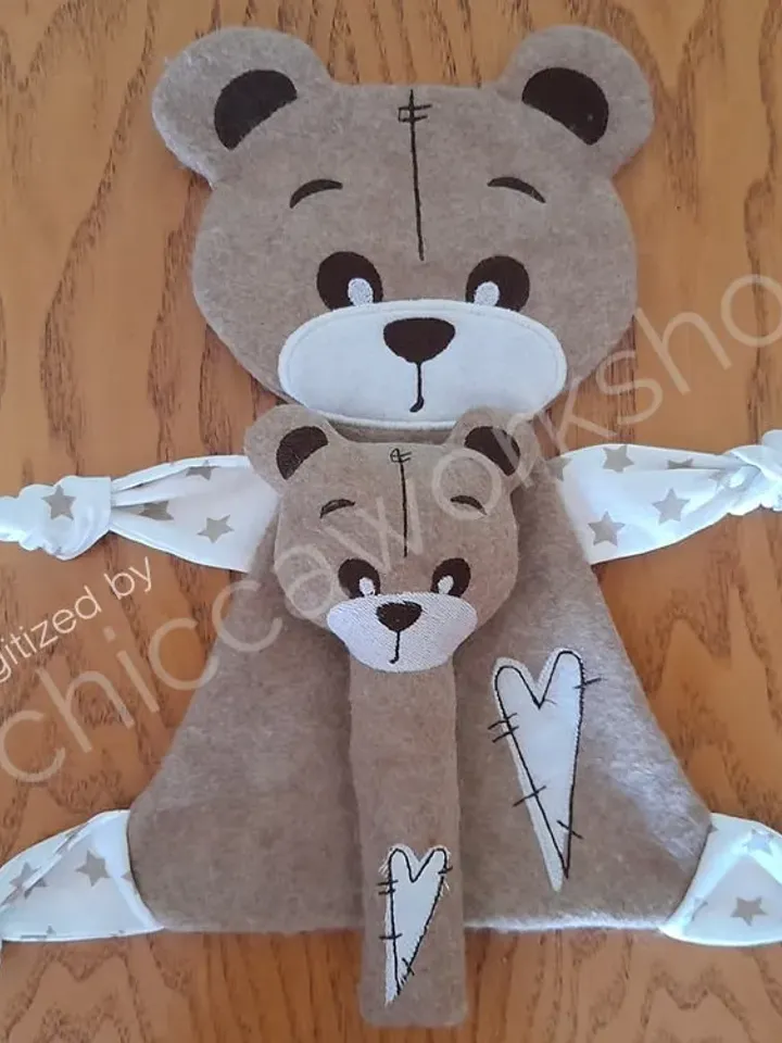 ITH Orsetto Doudou e sonaglio - Ricamo a macchina con tutorial