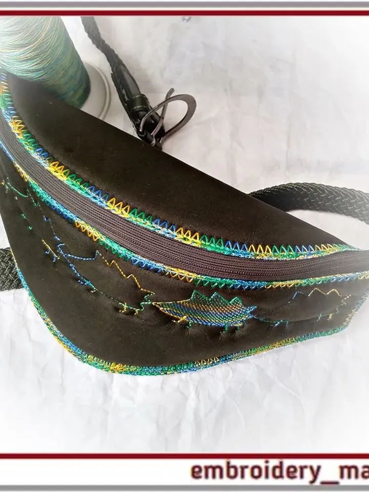 In the hoop Embroidery design waist bag Hedgehogs